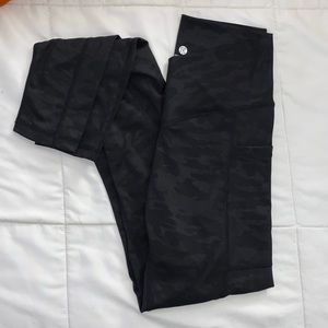 Black Camo Til You Collapse Leggings. Size XS.